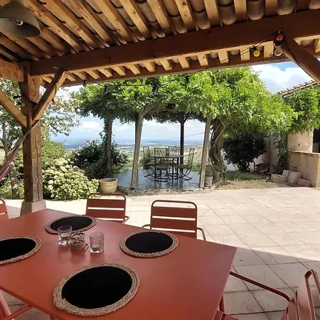 Avec Cuisine, Vue Et Piscine Privee Au Coeur Du Beaujolais Blace